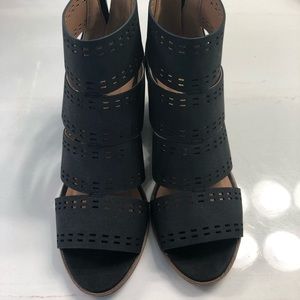 Black booties/sandals